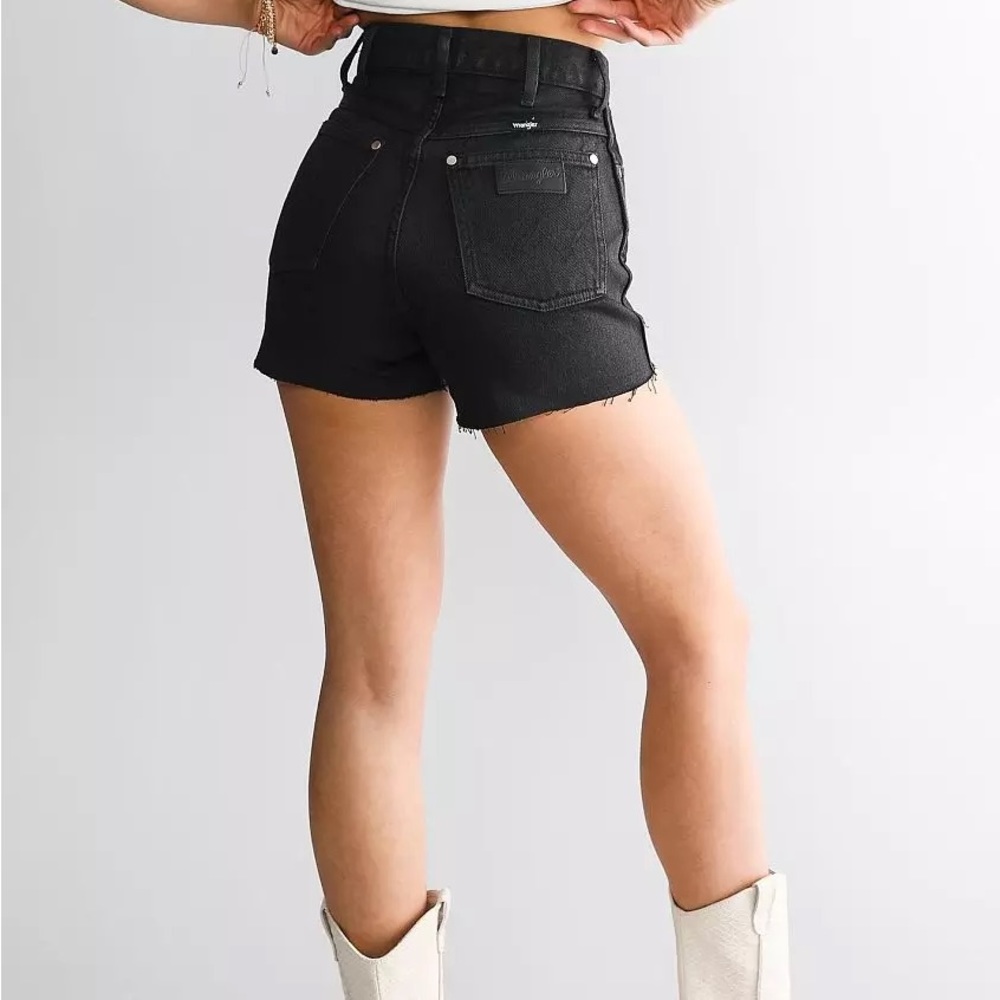 WRANGLER X FENDER WOMEN'S HIGH RISE FESTIVAL SHORTS Sz 26